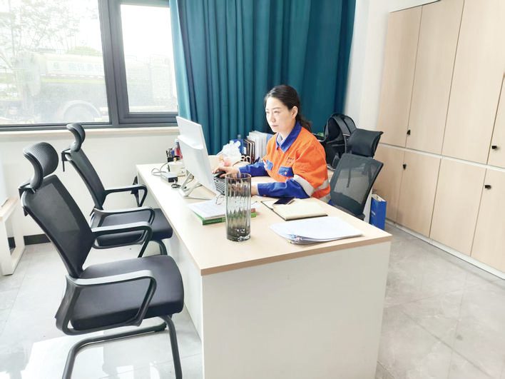  星火燎原处 青穗垂野时  ——万州区科技工作者风采录