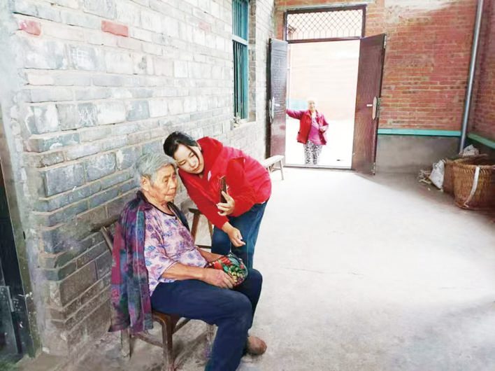 从“找上门”到“上门找”! 这里的干部喜欢自找麻烦