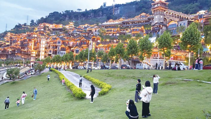  万州消费引擎轰鸣 四大业态全线飘红