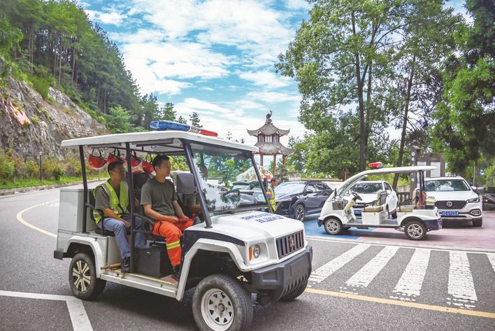  万州区发布《森林防火禁火令》  ——7月29日起林区及边缘100米内严禁一切野外用火