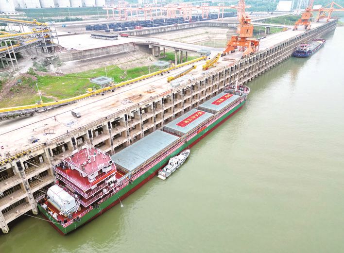  新田镇多举措加快建设现代产业体系  专班服务零距离 项目跑出加速度