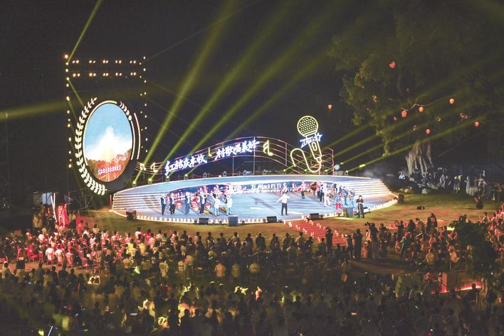 万州区村歌大赛决赛暨农文旅推介会举行