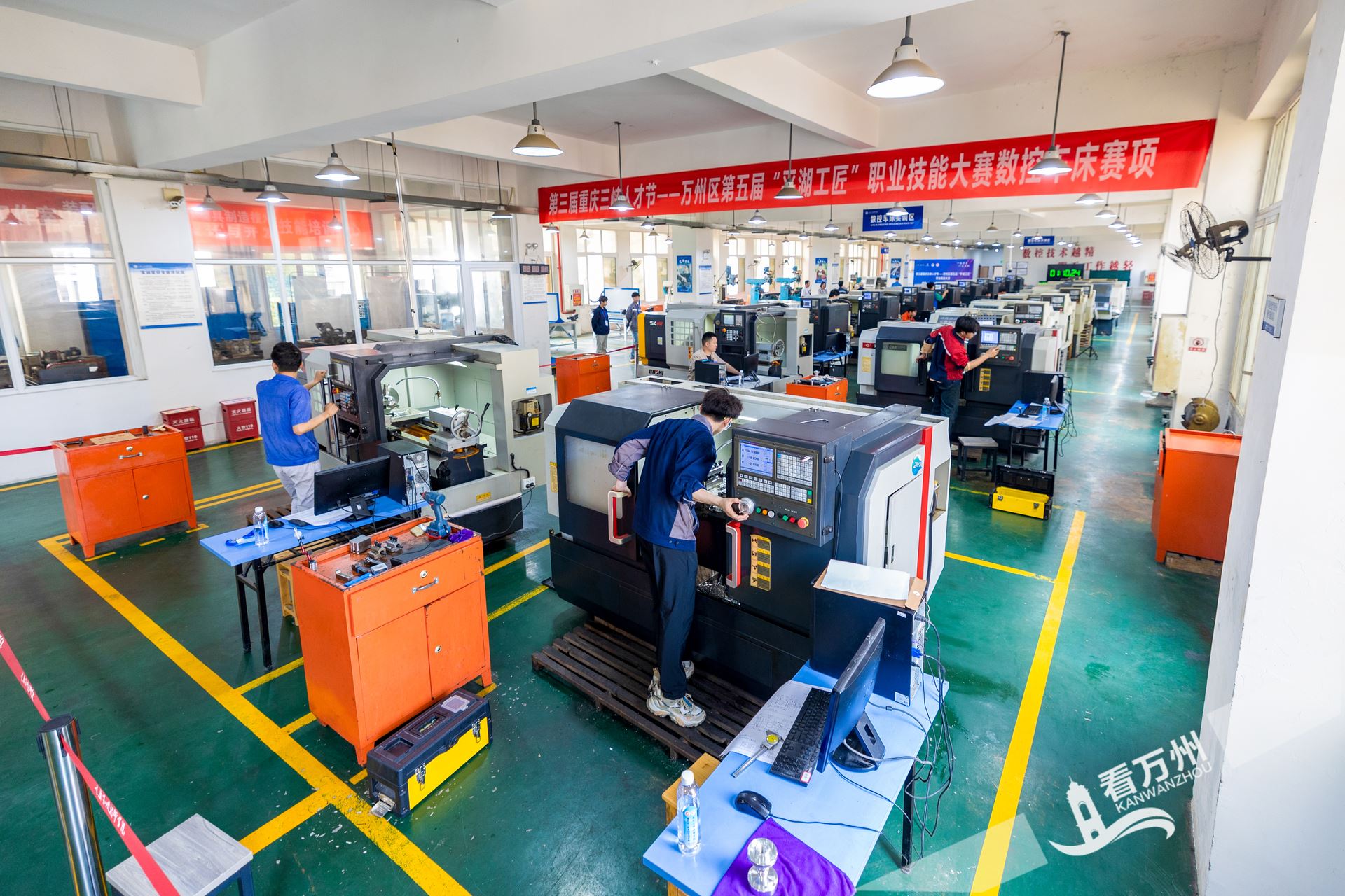  平湖筑巢引凤至 才汇三峡启新程——万州区人才工作高质量发展综述