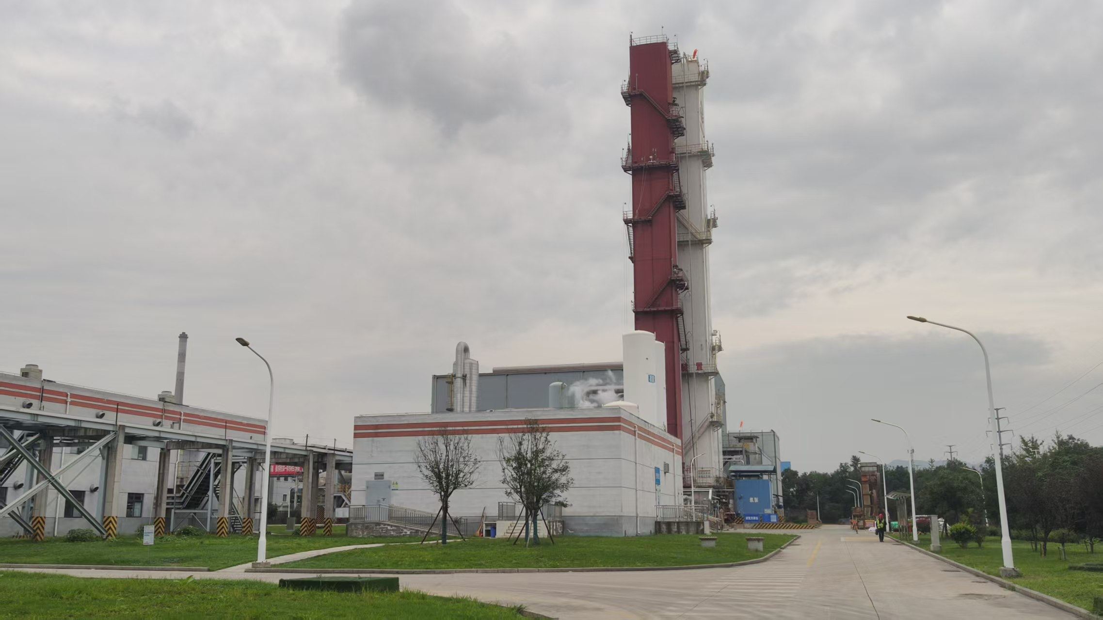  “双碳”引领绿色转型  万州制造业向绿而行