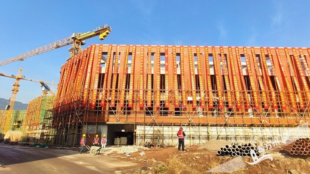  10亿级辣椒科技产业基地项目一期全面封顶  预计今年7月竣工投产