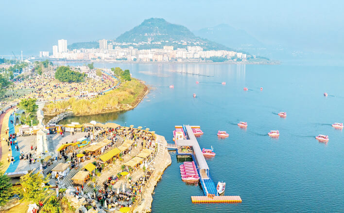 巴渝大地春满园