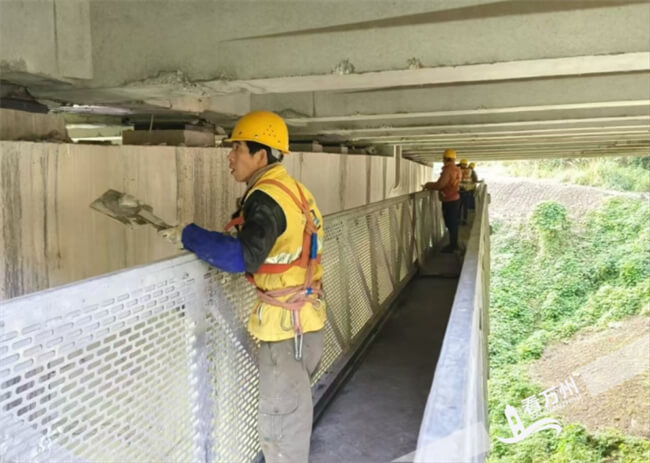 万州为城市桥梁建“病历” 保障出行安全